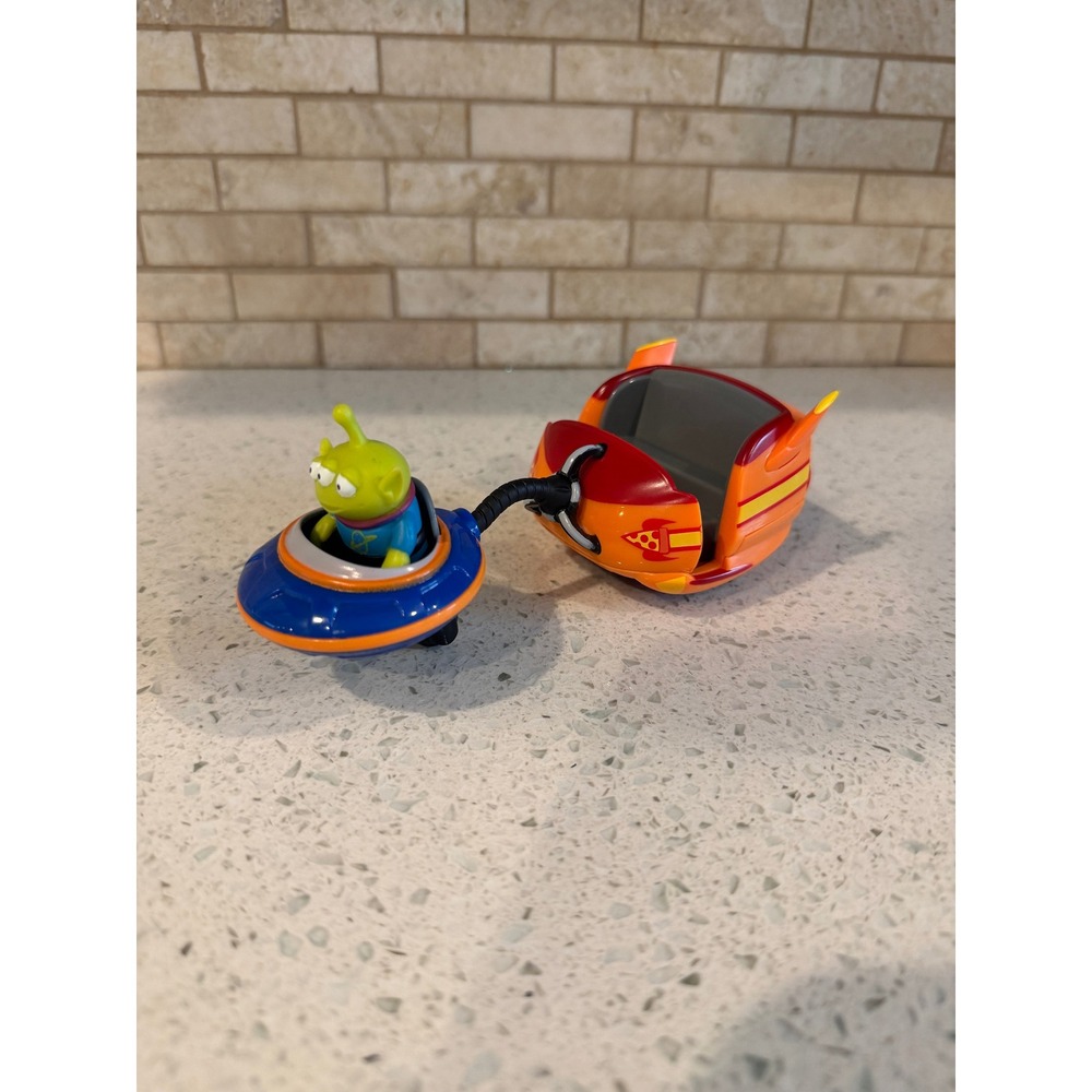 Disney Pixar Toy Story Alien Swirling Saucer Ride Collectible Toy